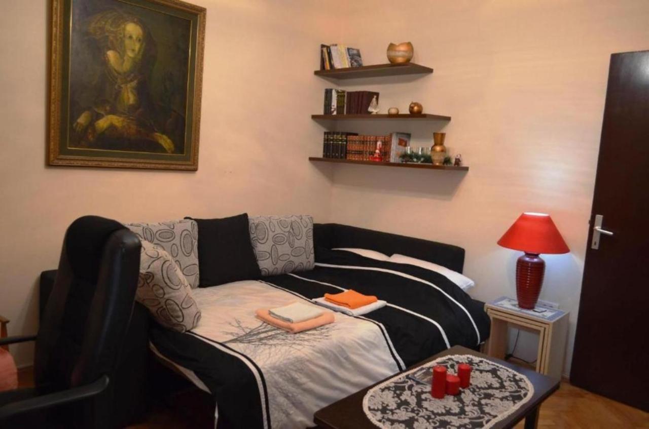 Center Lux Apartment พอดโกริกา ภายนอก รูปภาพ